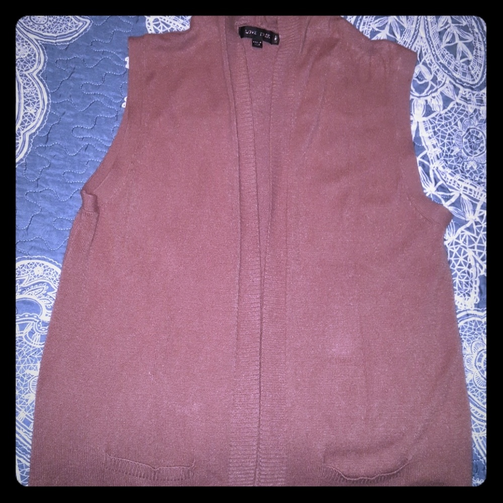 Love Tree sleeveless hooded cardigan